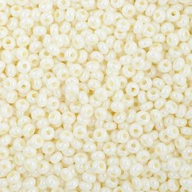 10/0 CREAM Opaque, Preciosa Seed Beads 10/0 Preciosa Seed Beads