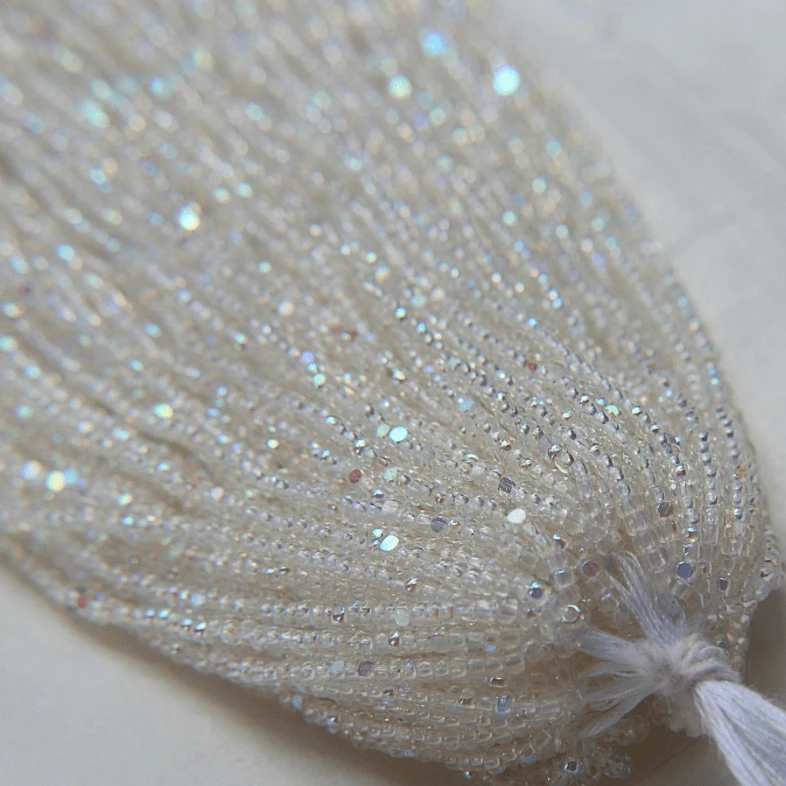 11/0 Charlotte Cut *Premium Seed Bead- "Bubbles" Transparent Crystal Patina Aurore Boreale (AB) *10g Hank* Charlotte Cut Seedbeads