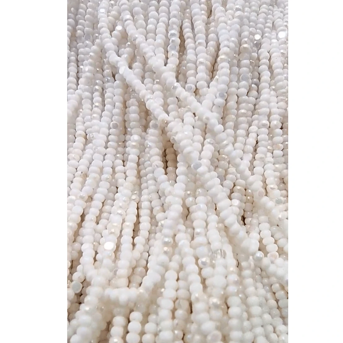 11/0 Charlotte Cut *Premium Seed Bead- Patina Opaque Chalk White Aurore Boreale (AB) *10g Hank* Charlotte Cut Seedbeads