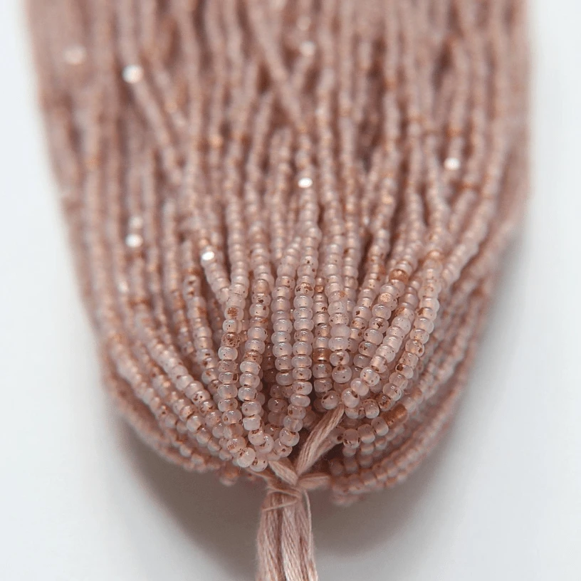11/0 Charlotte Cut *Premium Seed Bead- White Opal Rose Gold Lined *10g Hank* Charlotte Cut Seedbeads