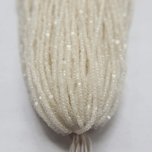 11/0 Charlotte Cut Seed Bead- Alabaster White *10g Hank* Charlotte Cut Seedbeads