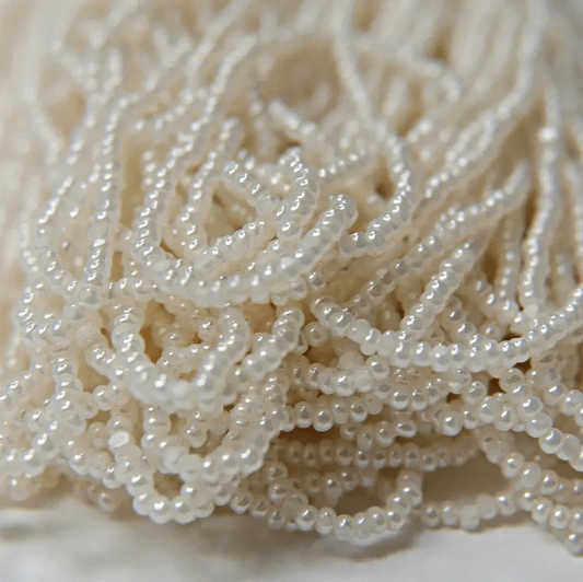 11/0 Charlotte Cut Seed Bead- Ceylon Pearl White *10g Hank* Charlotte Cut Seedbeads