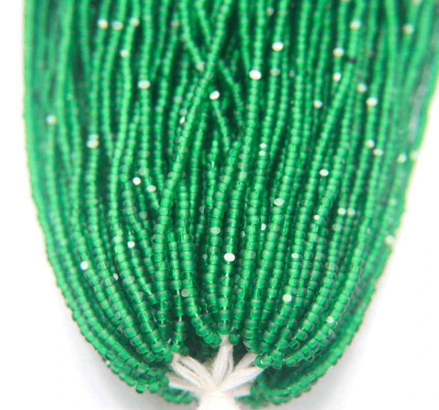 11/0 Charlotte Cut Seed Bead- Matte Forest Green *10g Hank* Charlotte Cut Seedbeads