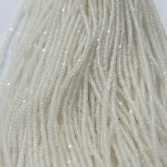 11/0 Charlotte Cut Seed Bead- Matte Frosted White Crystal *10g Hank* Charlotte Cut Seedbeads