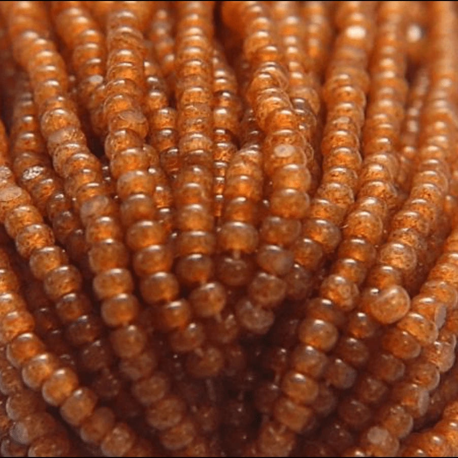 11/0 Charlotte Cut Seed Bead - Opal Light Smoked Topaz Brown *10g Hank* Charlotte Cut Seedbeads