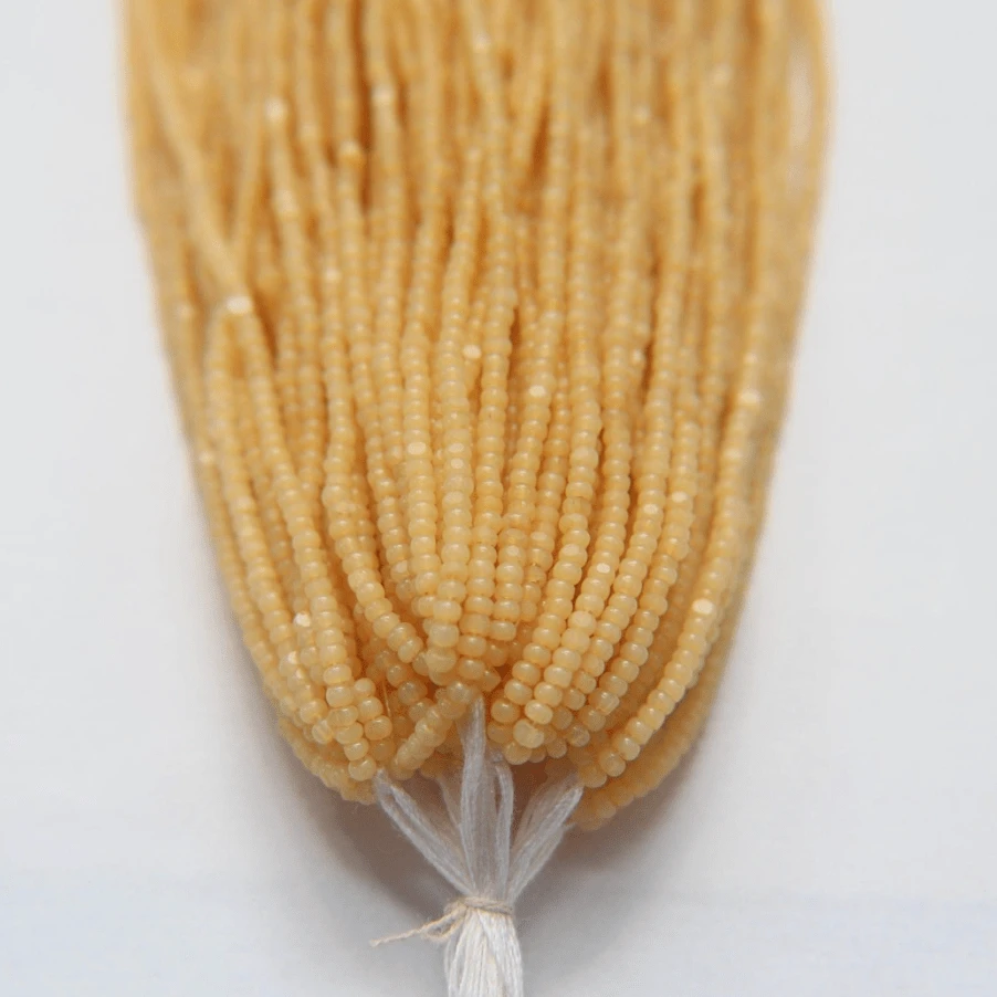 11/0 Charlotte Cut Seed Bead- Opal Wheat Yellow *10g Hank* Charlotte Cut Seedbeads