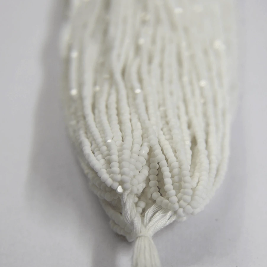11/0 Charlotte Cut Seed Bead- Opaque Chalk White MATTE *10g Hank* Charlotte Cut Seedbeads