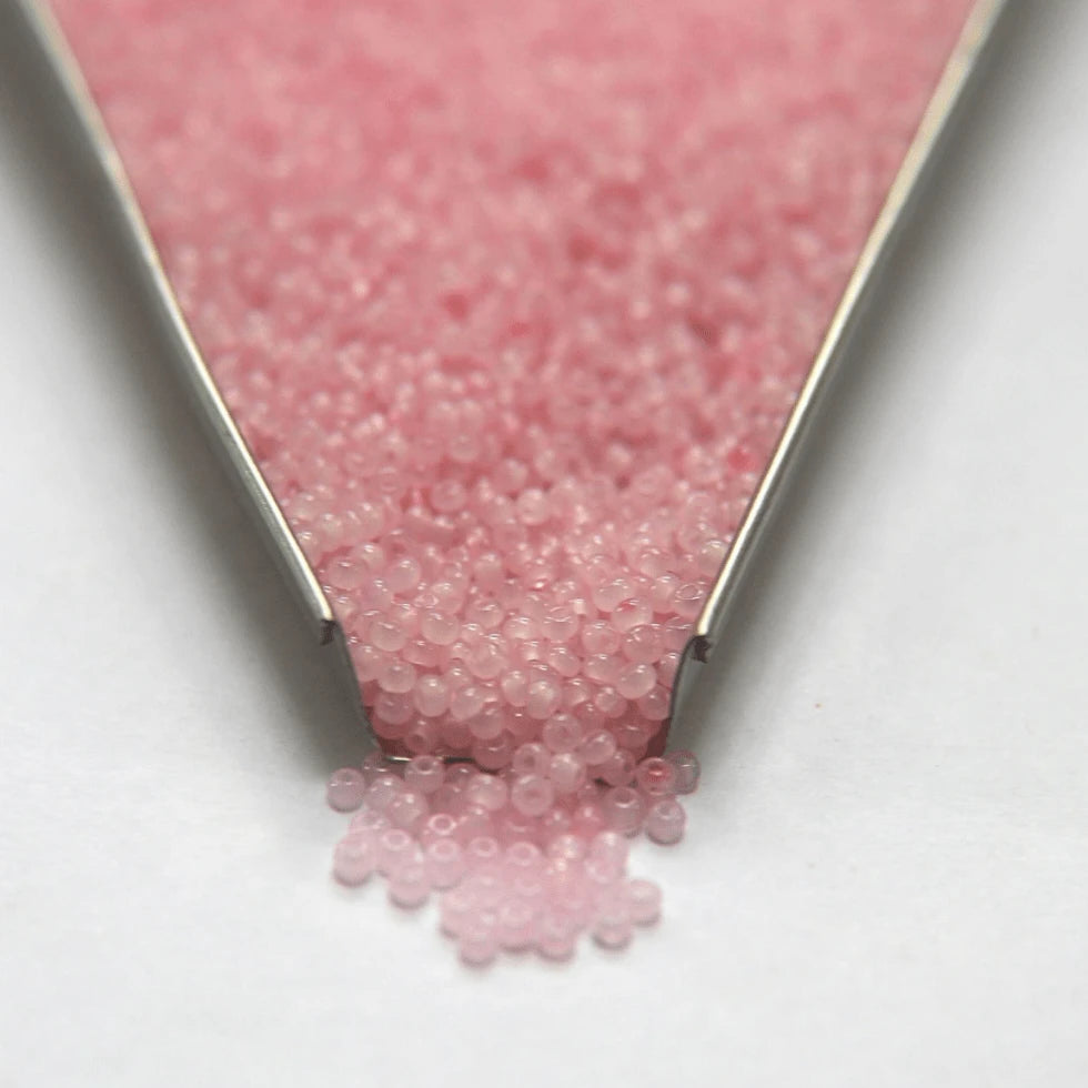 13/0 Charlotte Cut Seed Bead- Opal Pink *10g Hank* Charlotte Cut Seedbeads