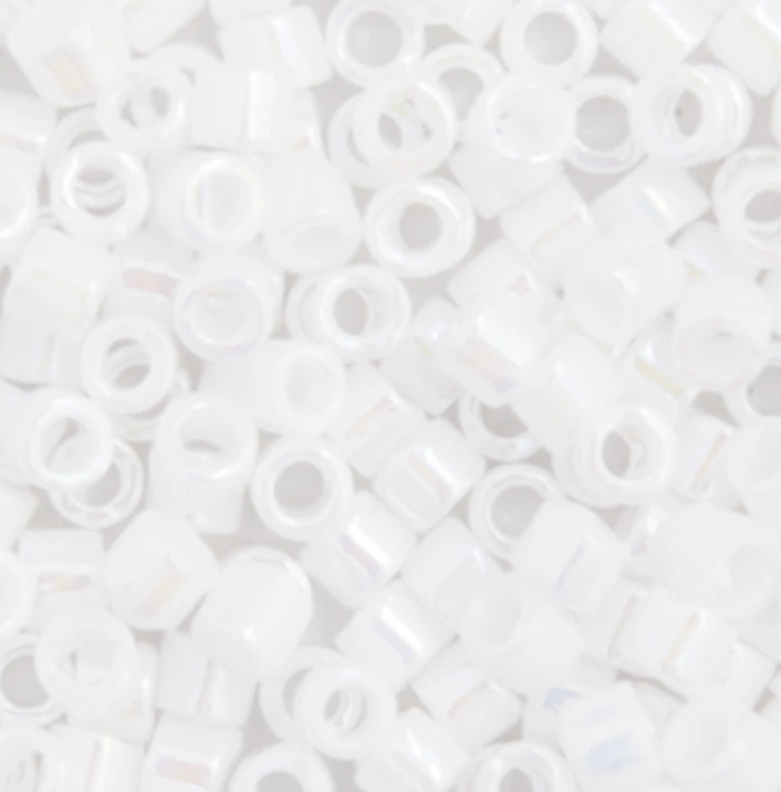 15/0 Delica Beads- White Pearl Opaque AB (0202v) 15/0 Delica Beads