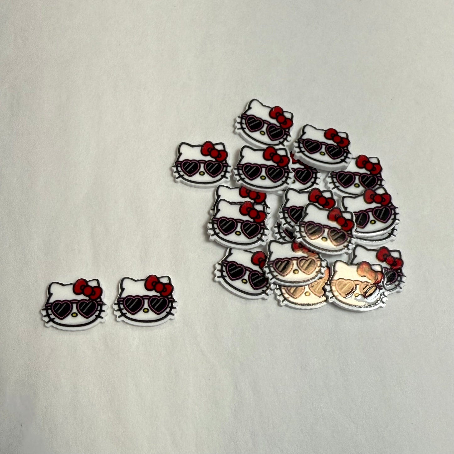 15mm, Sunglasses Kitty Shaped, Hello Kitty Gems Glue on, Resin Gem, (Sold In Pair)