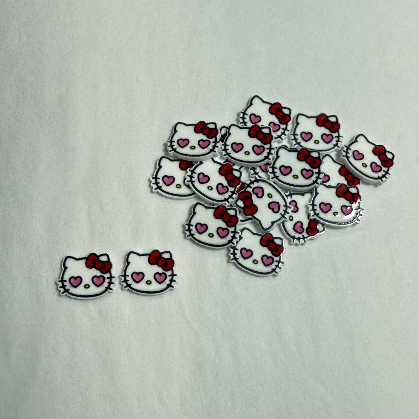 15mm, Heart Eyes Kitty Shaped, Hello Kitty Gems Glue on, Resin Gem, (Sold In Pair)