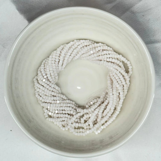 11/0 Charlotte Cut Seed Bead- Opaque Chalk White MATTE *10g Hank* India Sheen Charlotte Cut Seedbeads