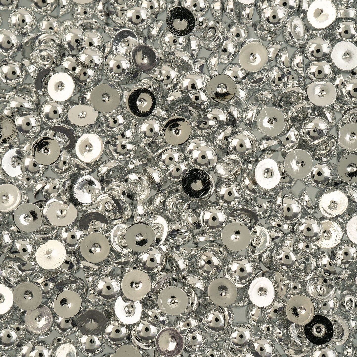 5mm (Ss20) Metallic Silver Crystal Lane DIY Flat Back Plastic Pearl (575pcs) Pearl Beads
