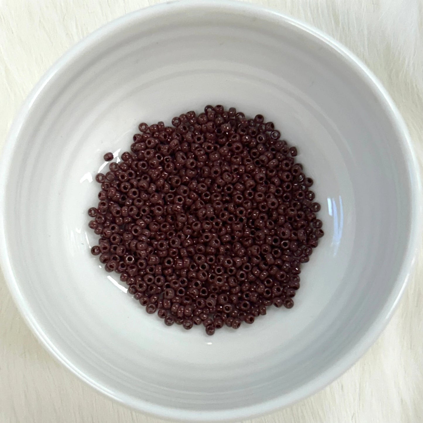 Miyuki Seed Bead 11/0 Brown Currant Opaque (0419v) (22g) Miyuki Seedbeads