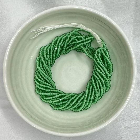 11/0 Charlotte Cut Seed Bead- White Lined Peridot Green *10g Hank* India Sheen Charlotte Cut Seedbeads
