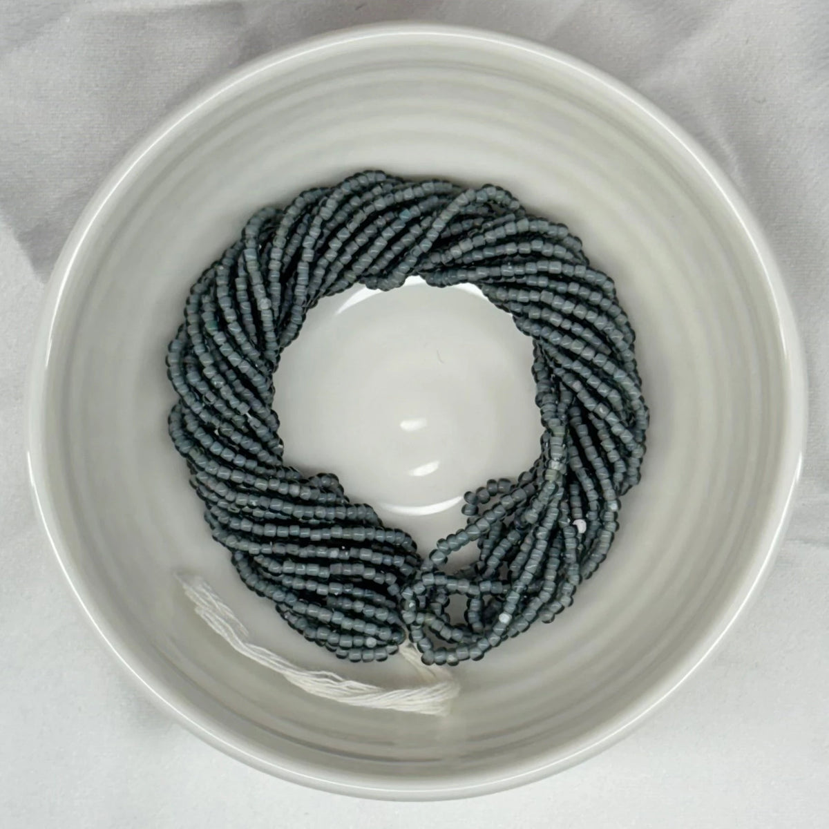 11/0 Charlotte Cut Seed Bead - Grey White Lined (10g) India Sheen Charlotte Cut Seedbeads