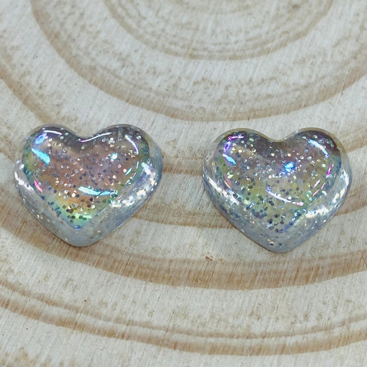20mm Moonlit Opal Sparkle Heart, Glue on, Resin Gem (Sold in Pairs) Resin Gems