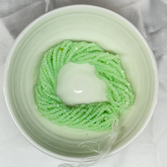 11/0 Charlotte Cut Seed Bead - Opal Chrysolite Green *10g Hank* India Sheen Charlotte Cut Seedbeads