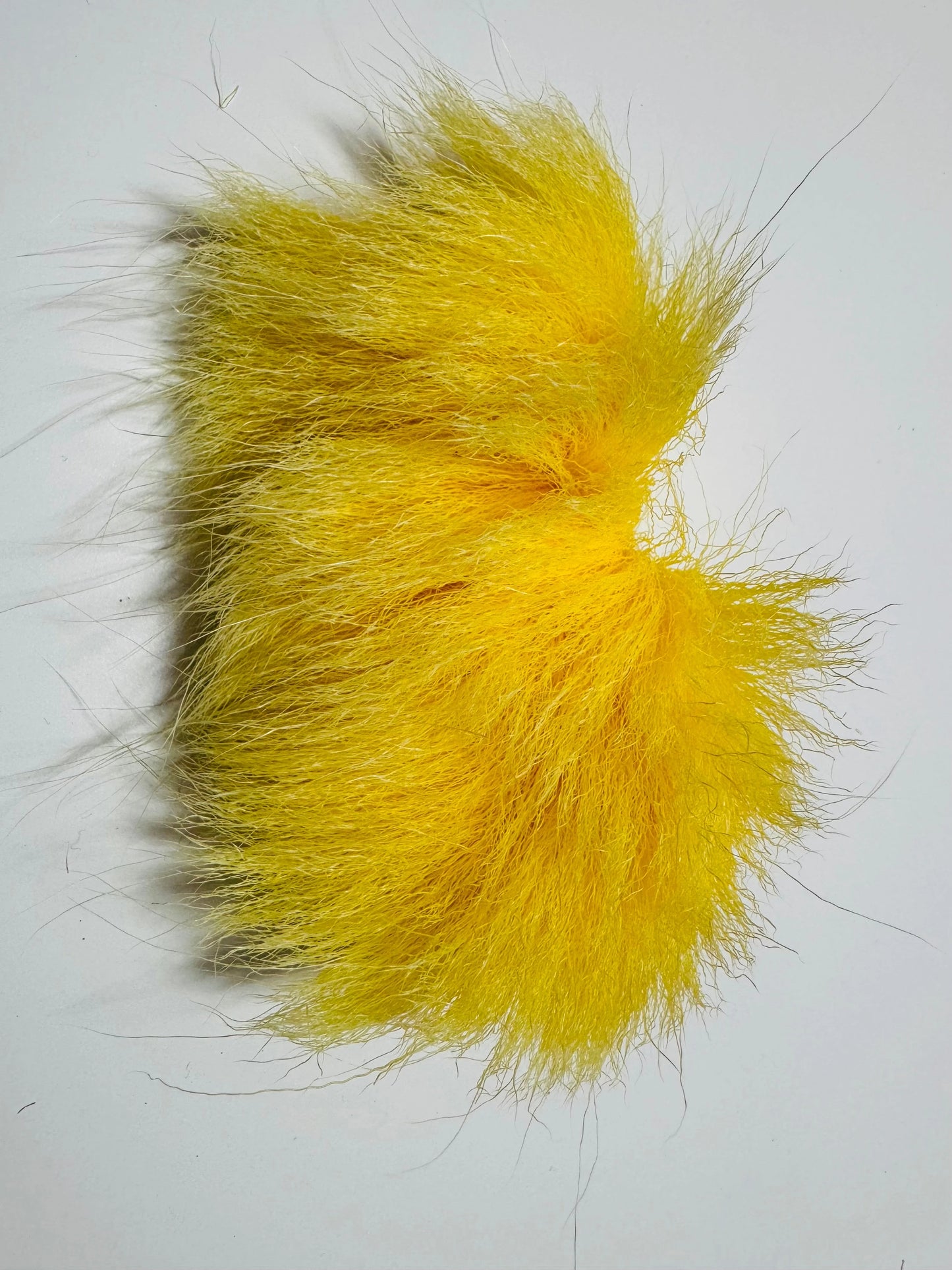 Dyed Natural Caribou Fur 1×3 inch Strip for Tufting, Basics Caribou Fur