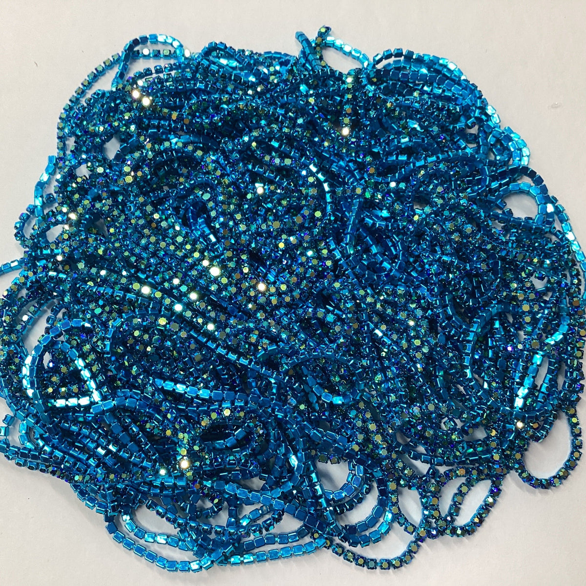 Ss6 Dark Aqua Blue AB Stone on Blue Coloured Metal Rhinestone Chain (Sold in 36") Metal Rhinestone Chain