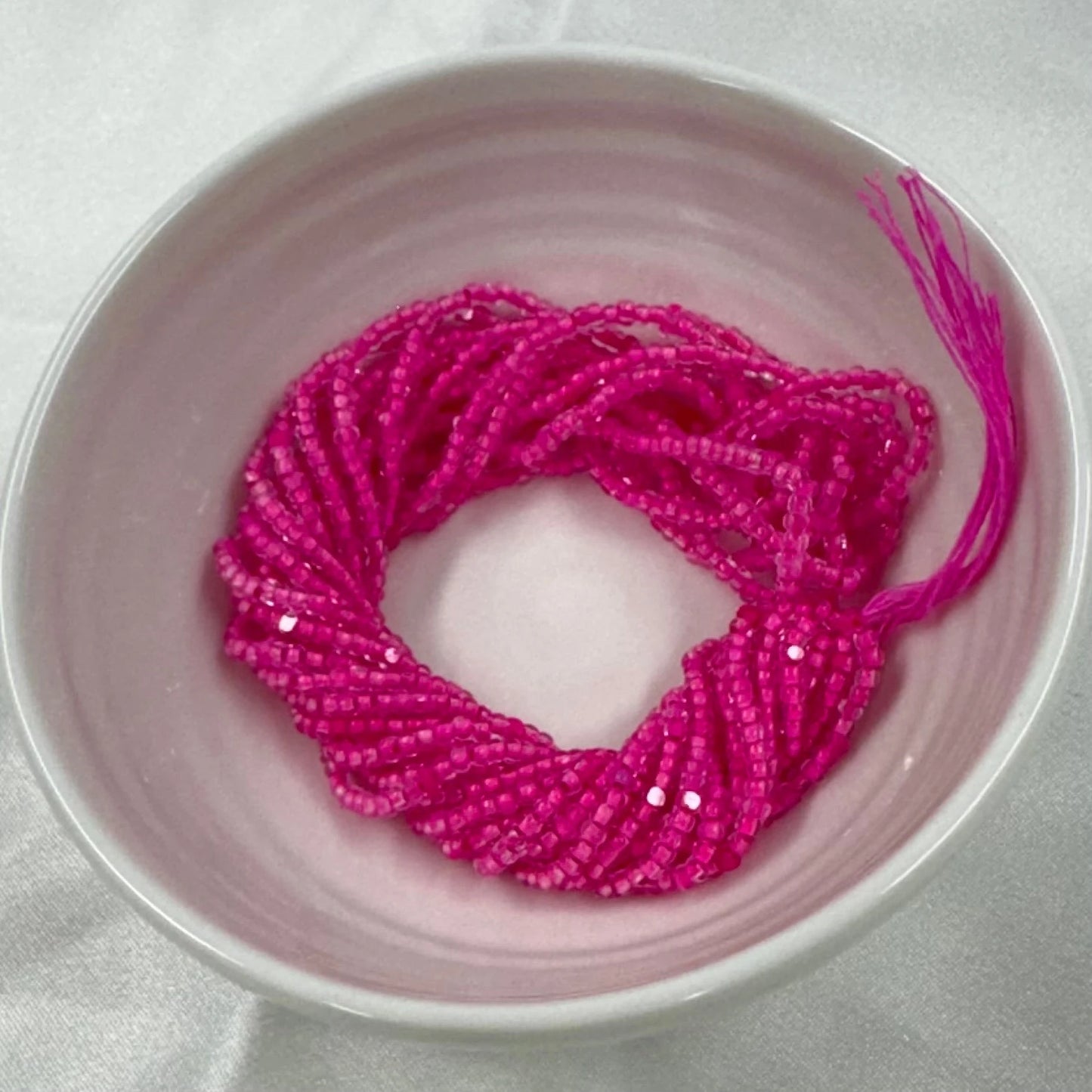 11/0 Charlotte Cut Seed Bead- Colour Lined Neon Pink *10g Hank* India Sheen Charlotte Cut Seedbeads