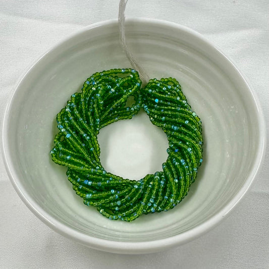 11/0 Charlotte Cut Seed Bead - Transparent Patina Kelly Green AB (10g) India Sheen Charlotte Cut Seedbeads
