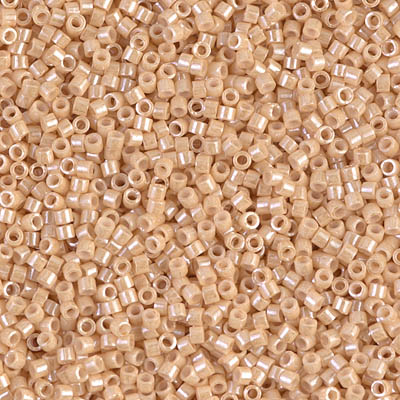 Delica 11/0 Ceylon Light Caramel (0205v) (5.2g) Miyuki Delica Beads