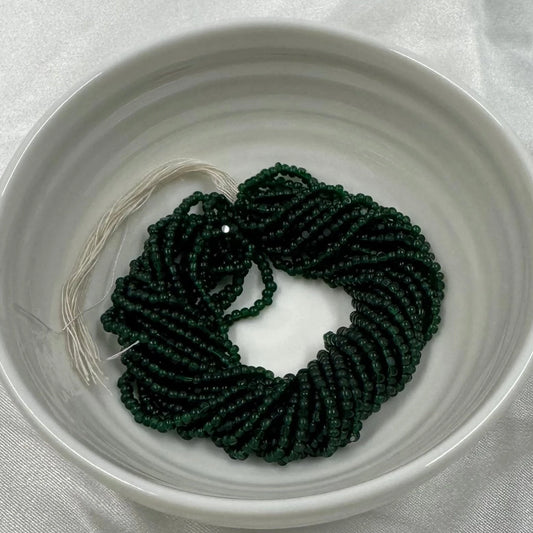 11/0 Charlotte Cut Seed Bead - Forrest Green Transparent 10g India Sheen Charlotte Cut Seedbeads