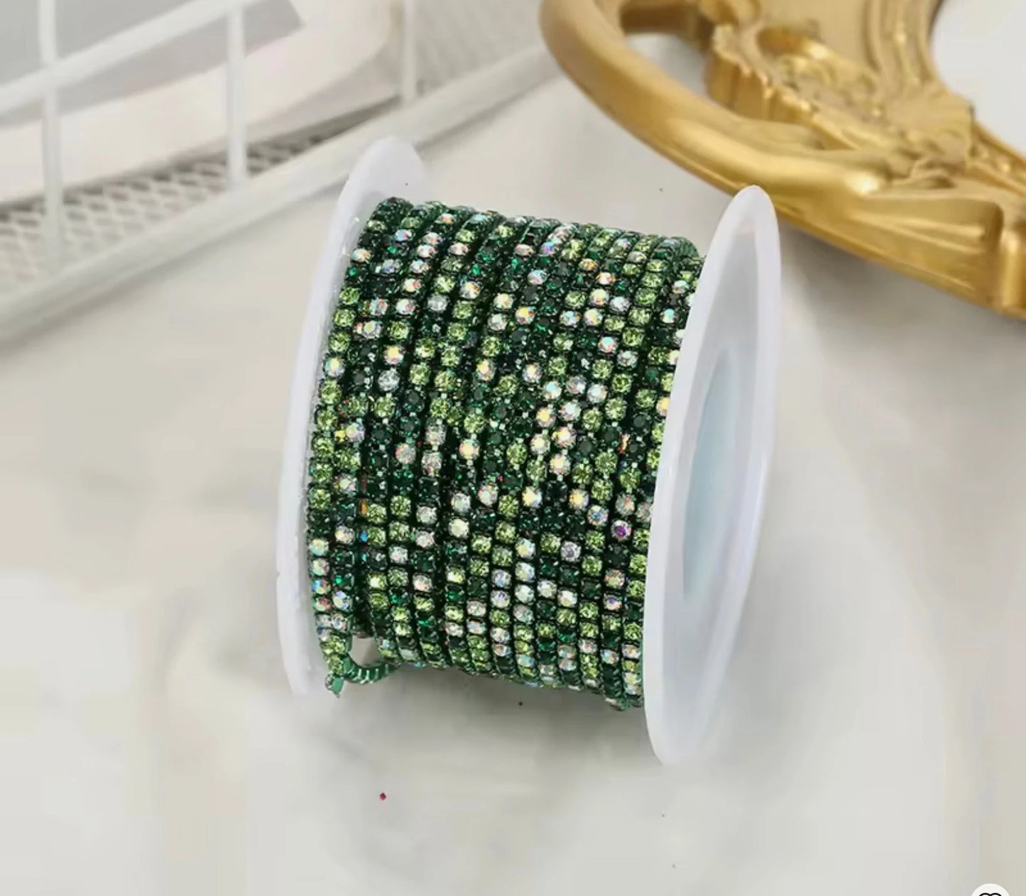 Ss6 Mixed Coloured AB Stone on Green Coloured Metal Rhinestone Chain (Sold in 36") Metal Rhinestone Chain
