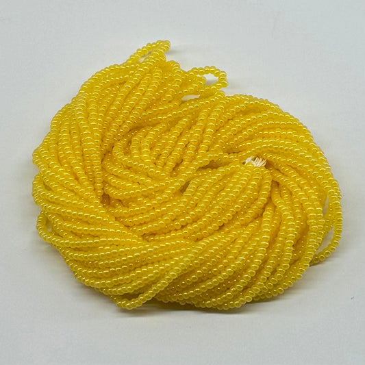 11/0 Maize Yellow Opal Pearl Terra Preciosa Seed Beads *Limited time Hank 11/0 Preciosa Seed Beads