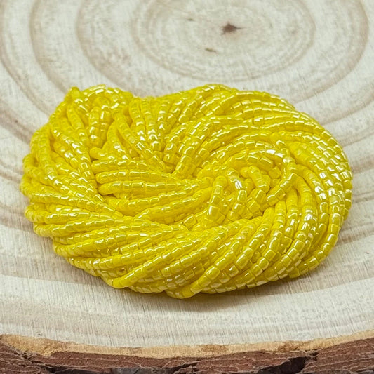 3 Cut 9/0 Beads Light Yellow Luster Opaque *Limited time Hank Tri-Cut Beads Preciosa