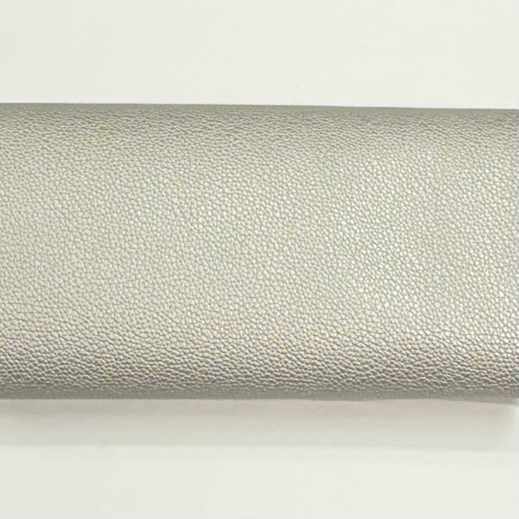 20*30cm Silver Leatherette, Leather Texture Finish, Thin Leatherette Sheet Leatherette