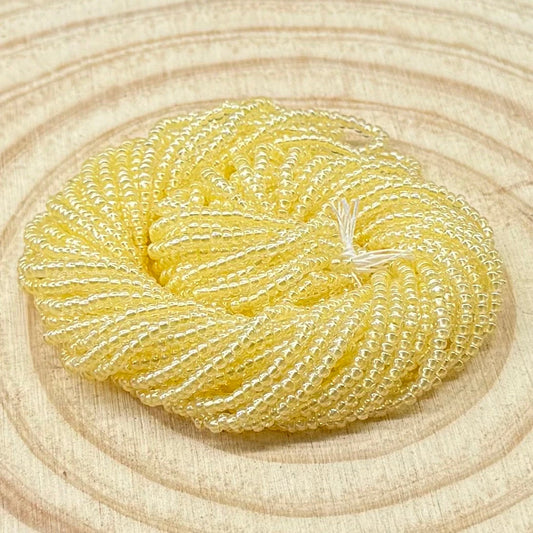 10/0 Yellow Pastel Pearl Lined Preciosa Seed Beads *Hank #10SB622-LP 10/0 Preciosa Seed Beads