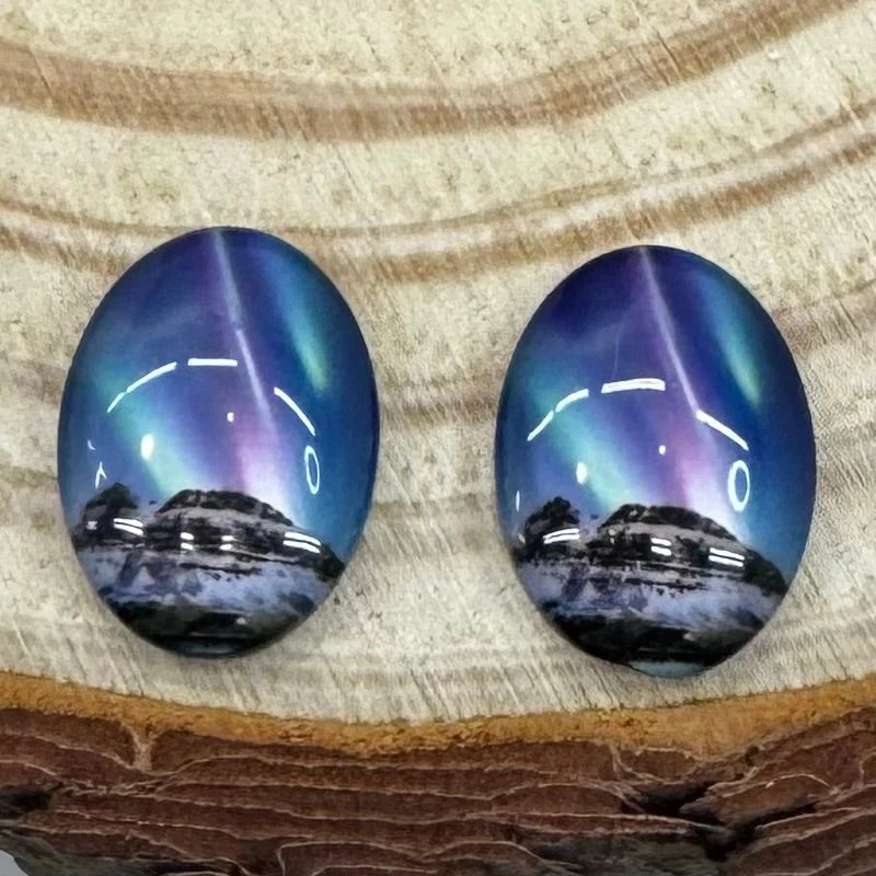25*18mm Snowy Mountain Background Aurora Borealis Oval Acrylic Oval, Glue On, Resin Gem (Copy) Sundaylace Creations & Bling
