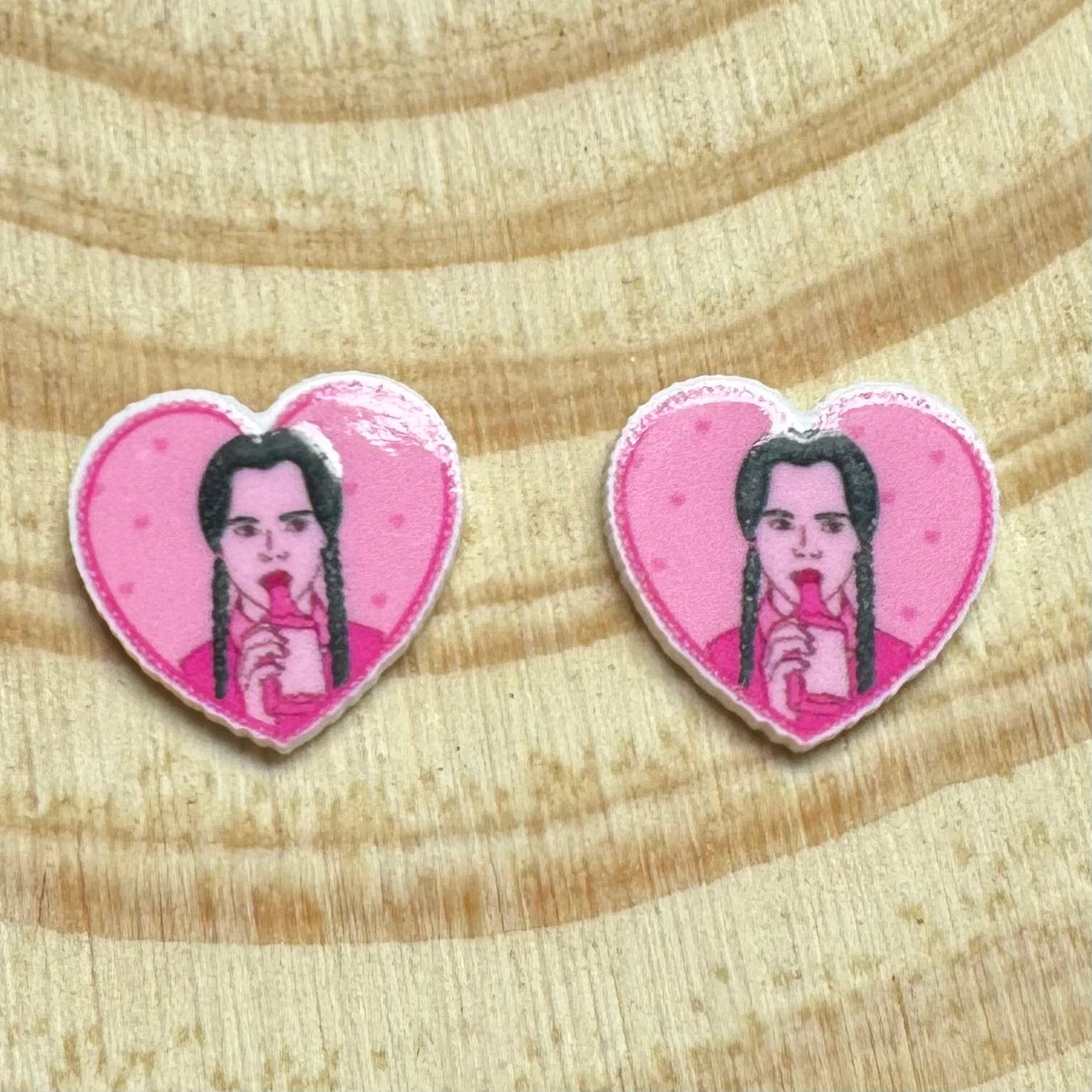 15mm Wedesnday Addams Shaped Pink HALLOWEEN Heart, Glue on, Resin Gem, (Sold in Pair) Resin Gems