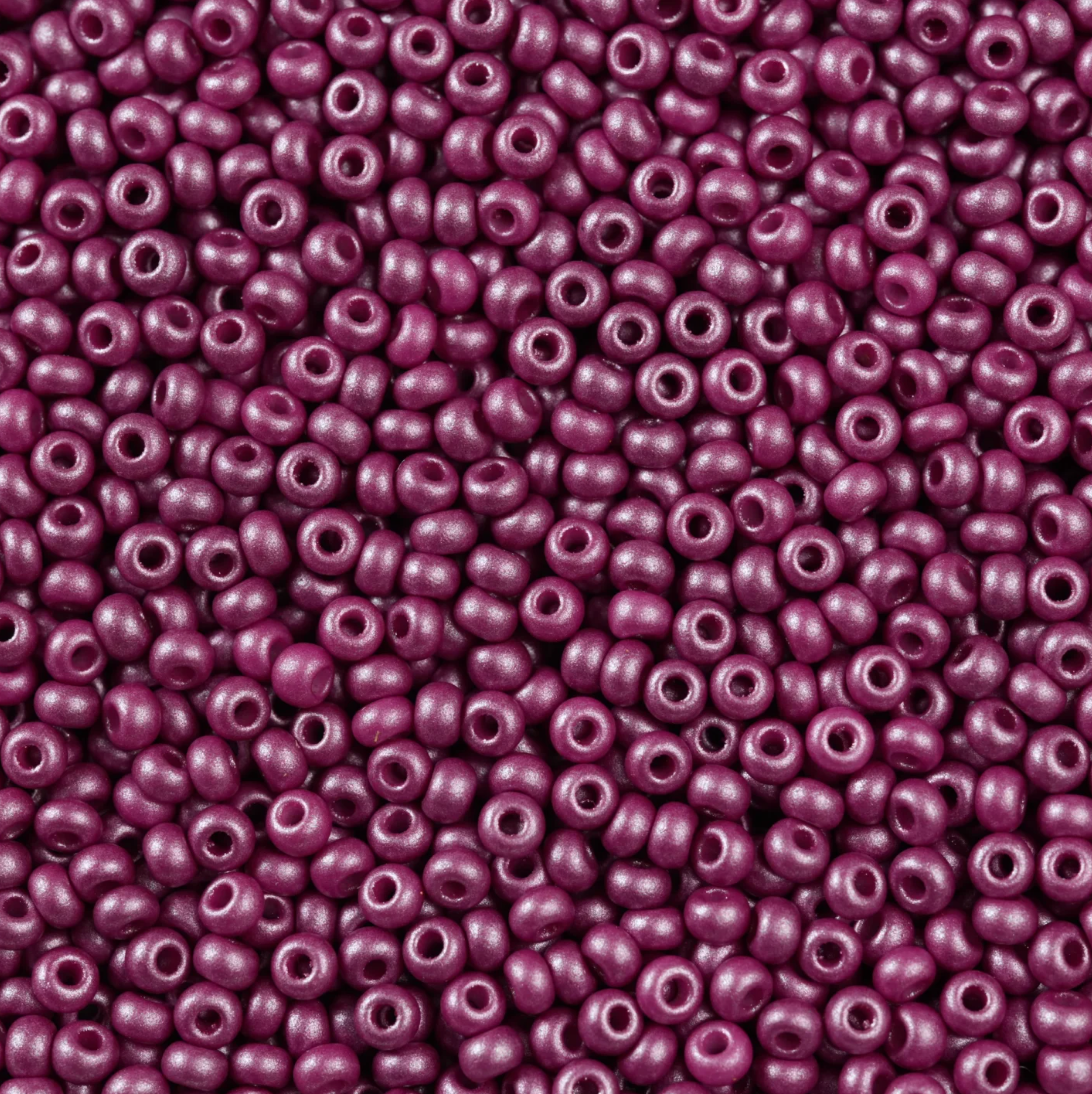 10/0 PermaLux Dyed Chalk Purple Matte, Precoisa Seed Bead (22g) 10/0 Preciosa Seed Beads