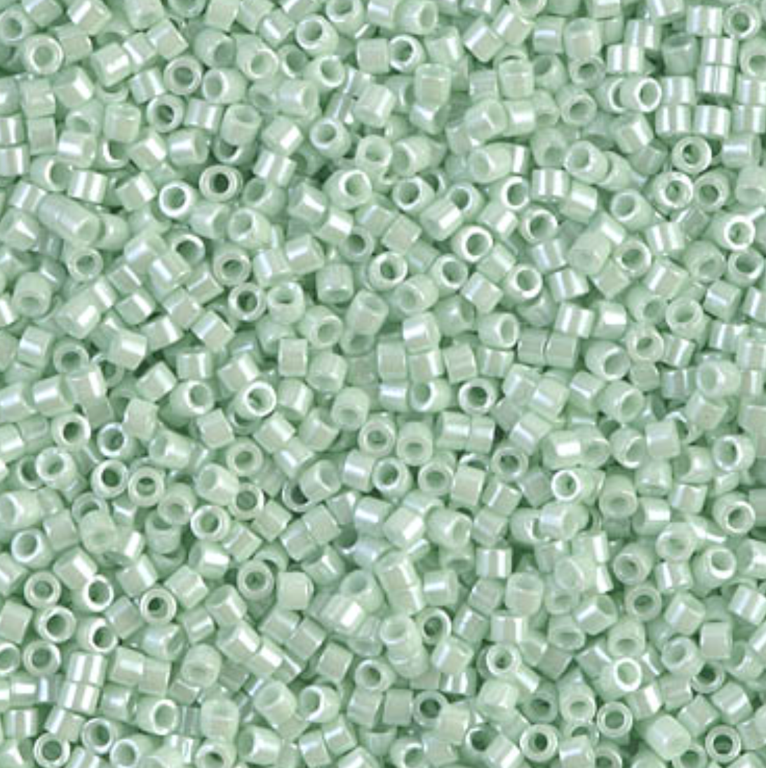 Delica 11/0 RD Opaque Light Mint Green Luster (1536v) Miyuki Delica Beads