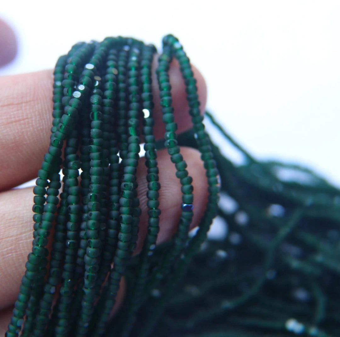 11/0 Charlotte Cut Seed Bead - Forrest Green Transparent 10g India Sheen Charlotte Cut Seedbeads