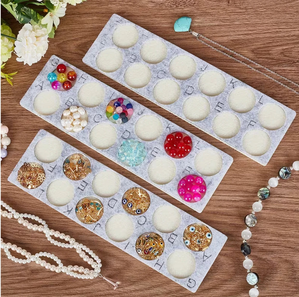 6.5*22cm 12 Slot Grey/Ivory Beading Static Bead Mat, New Beader Basics Sundaylace Creations & Bling