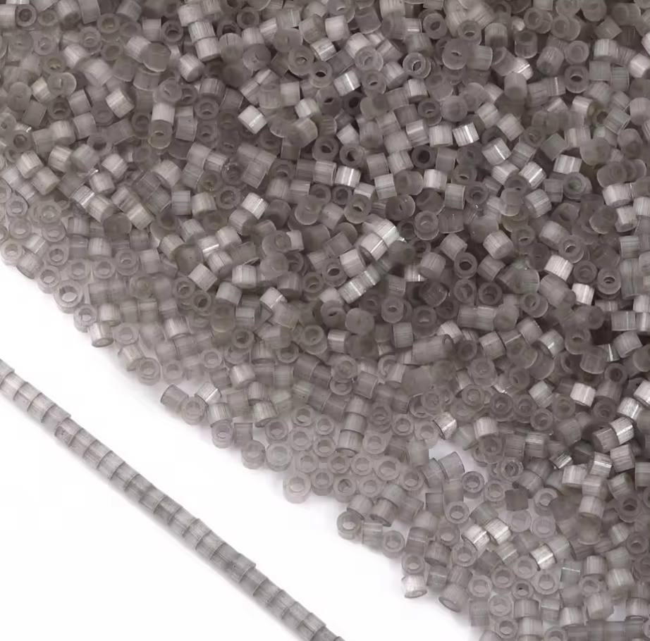 11/0 Opaque Satin Grey Loose Seed Beads (50g) Sundaylace Creations & Bling