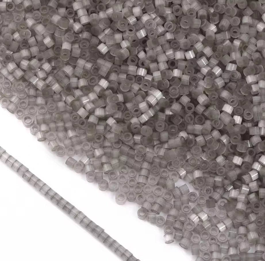 11/0 Opaque Satin GreySatin Cat Eye Chinese Delica Beads (5g) Chinese Delica Beads