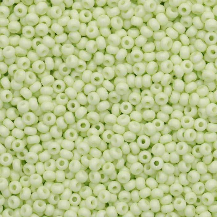10/0 Limeade Green Chalk Dyed Solgel, Preciosa Seed Beads 22g 10/0 Preciosa Seed Beads