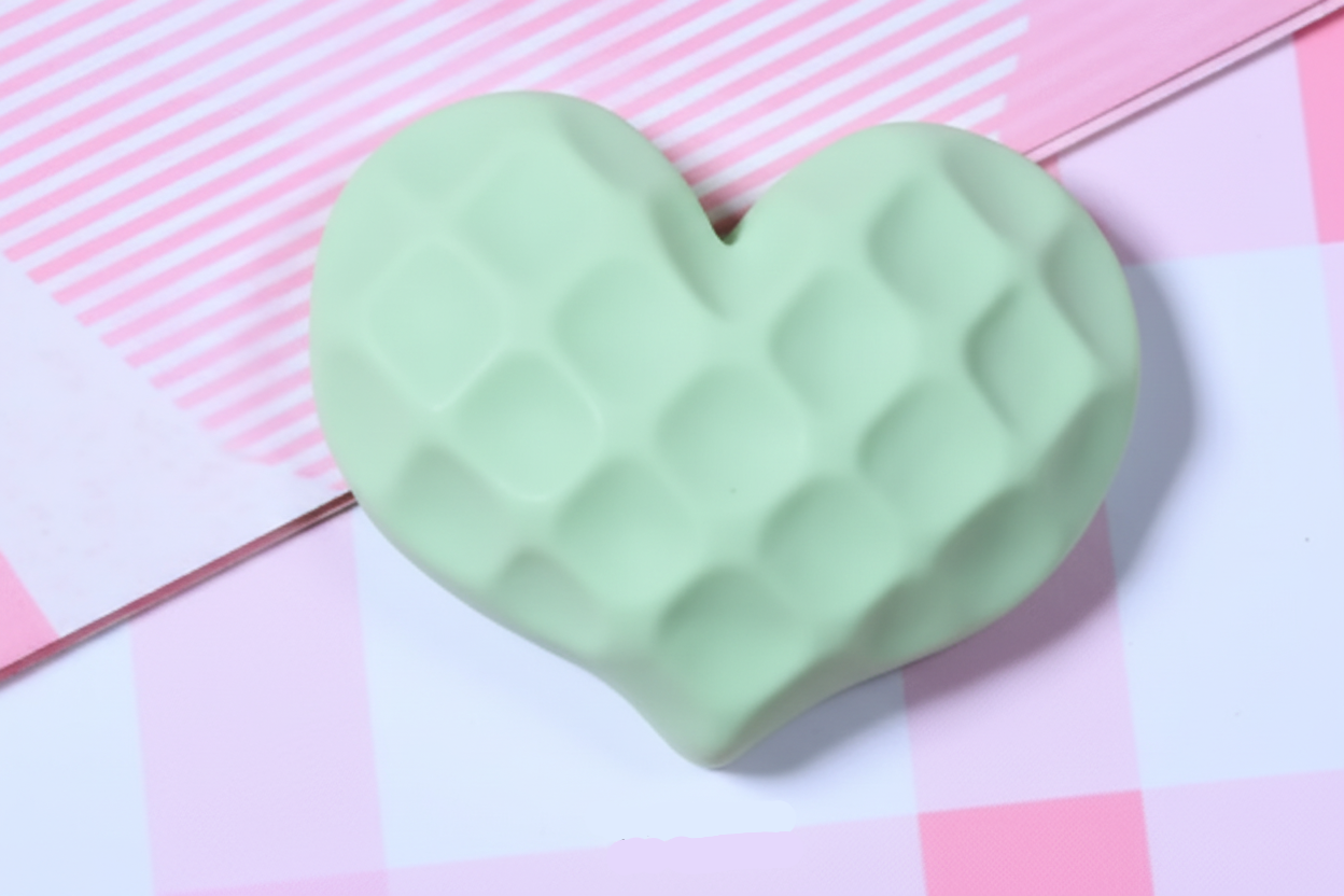 26mm Green Matte Heart Mixed Waffle Cone Textured Matte Hearts, Glue on, Resin Gem, (Sold in Pair) Resin Gems