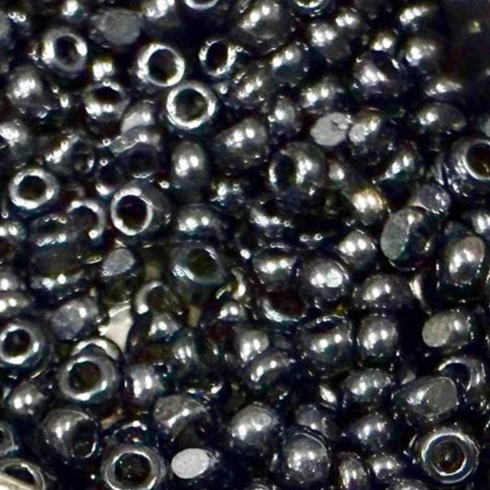 11/0 Charlotte Cut Seed Bead- Ionized Transparent Black Diamond *10g Loose* India Sheen Charlotte Cut Seedbeads