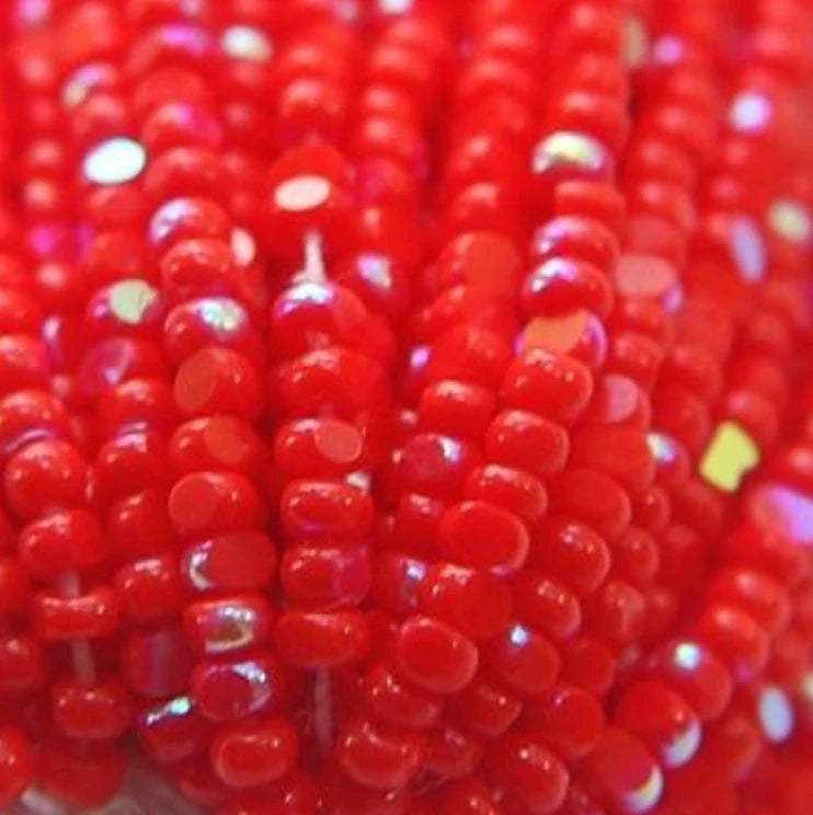 13/0 Charlotte Cut Seed Bead - Patina Light Red Opaque AB 10g India Sheen Charlotte Cut Seedbeads