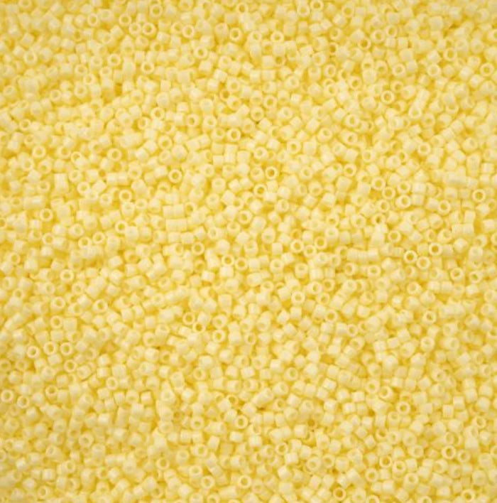 Delica 11/0 RD Duracoat Opaque Light Lemon Ice (2101v) (5.2g) Miyuki Delica Beads
