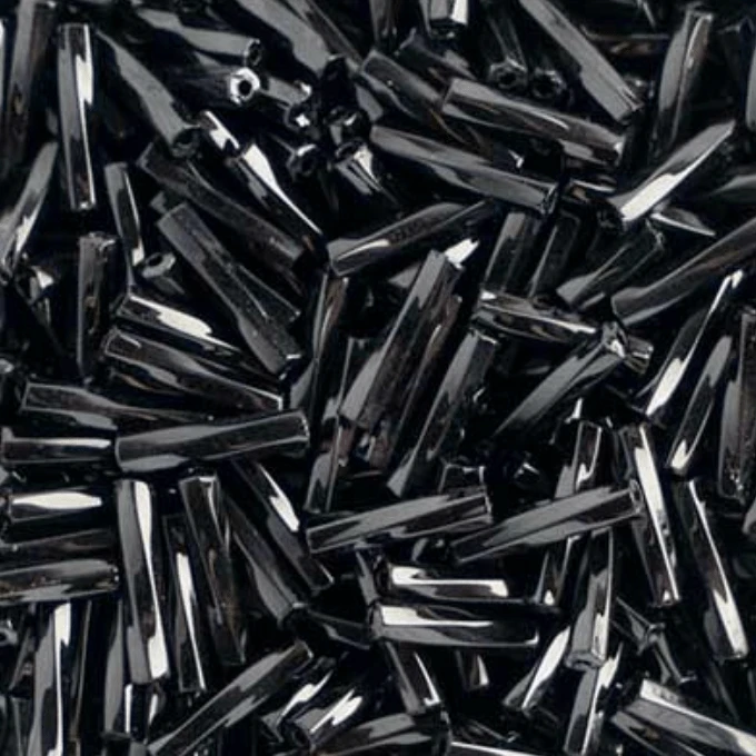 Czech Twisted Bugles #4 - Opaque BLACK, #4 20g Bugles Beads