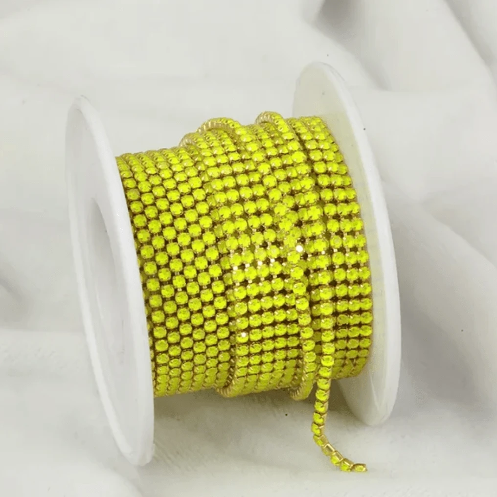 Ss6 Neon Yellow Opal Stone on Gold Metal Rhinestone Chain (Sold in 36") SS6 Metal Rhinestone Chain