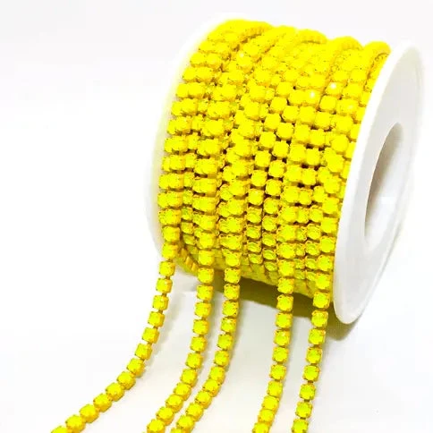 Ss6 Neon Yellow Opal Stone on Yellow Coloured Metal Rhinestone Chain (Sold in 36") SS6 Metal Rhinestone Chain