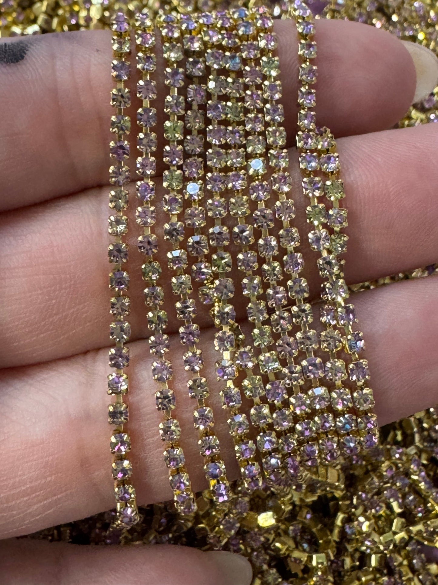 Ss6 Violet Flame Stone Gold Metal Rhinestone Chain (Sold in 36") SS6 Metal Rhinestone Chain